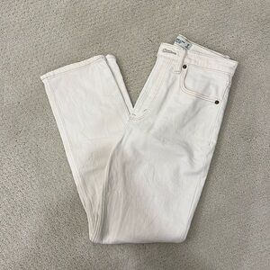 Abercrombie Ankle Straight Ultra High Rise - Size 26